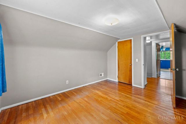 3044 Coral Park Drive, Cincinnati, OH 45211
