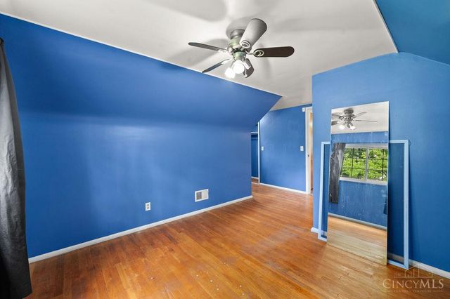 3044 Coral Park Drive, Cincinnati, OH 45211