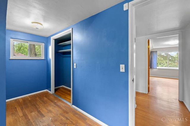 3044 Coral Park Drive, Cincinnati, OH 45211
