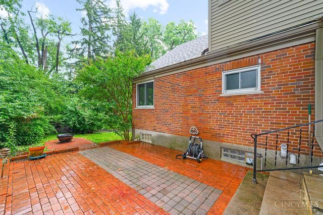 3044 Coral Park Drive, Cincinnati, OH 45211