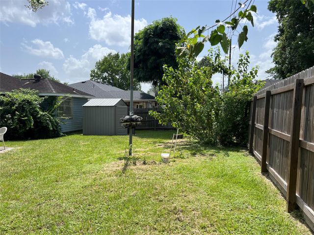 10915 Kentington Oak Drive, Humble, TX 77396