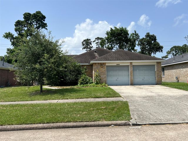 10915 Kentington Oak Drive, Humble, TX 77396