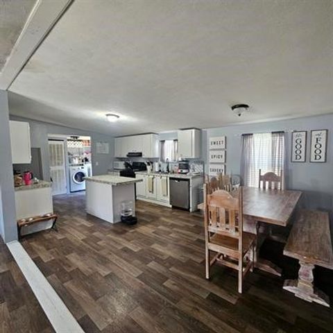 139 Malcolm Street, Ames, TX 77575