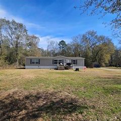 139 Malcolm Street, Ames, TX 77575
