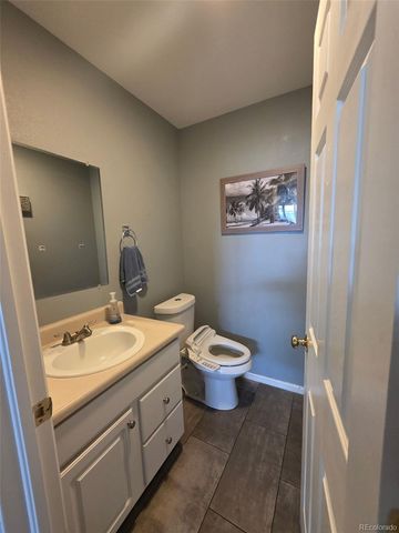 16556 E Phillips Lane, Englewood, CO 80112