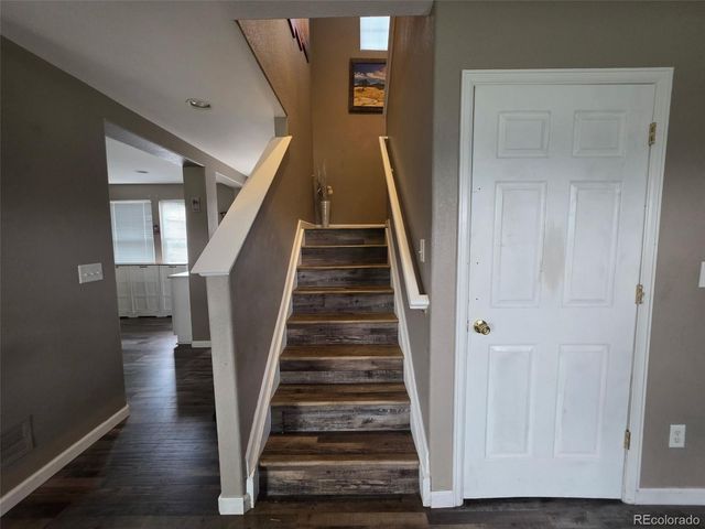 16556 E Phillips Lane, Englewood, CO 80112