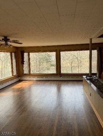 297 Terhune Dr, Wayne Twp., NJ 07470