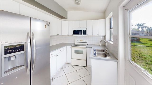 1610 NW 9th Ct, Homestead, FL 33030