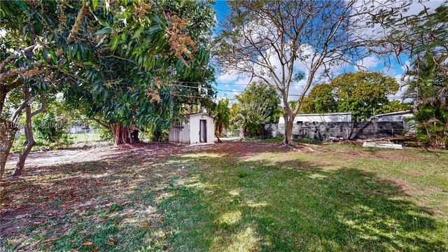 1610 NW 9th Ct, Homestead, FL 33030