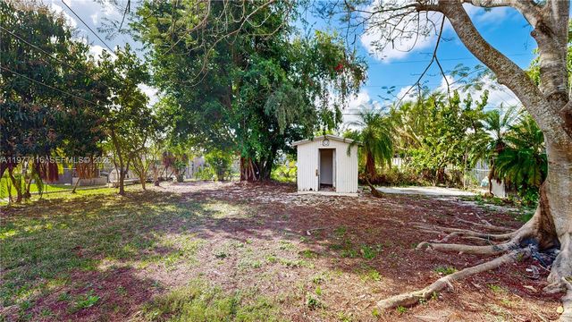 1610 NW 9th Ct, Homestead, FL 33030