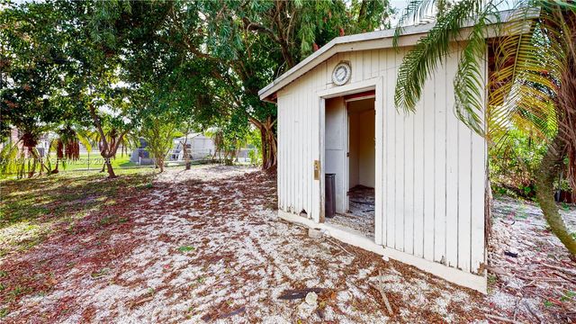 1610 NW 9th Ct, Homestead, FL 33030