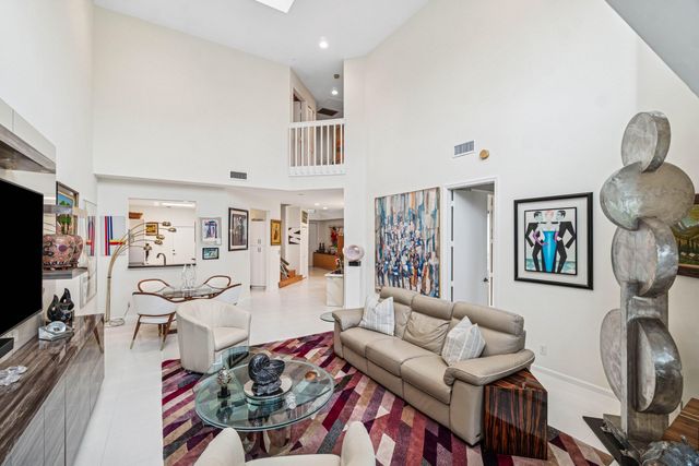 6237 San Michel Way, Delray Beach, FL 33484