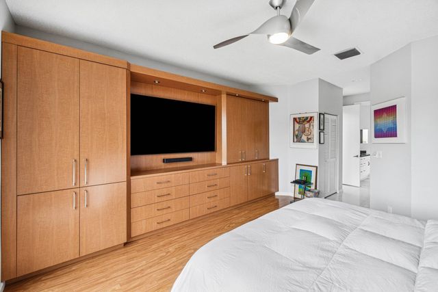 6237 San Michel Way, Delray Beach, FL 33484