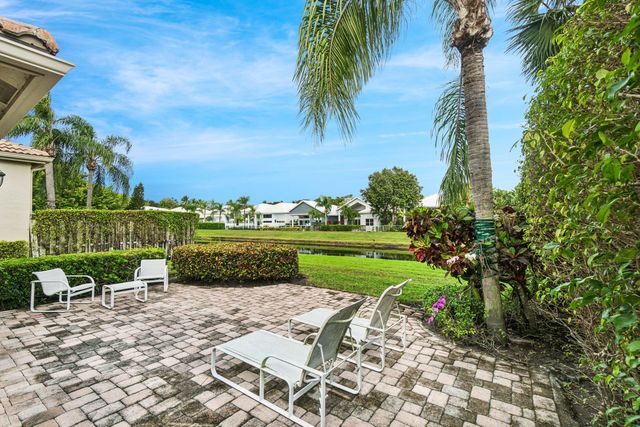 6237 San Michel Way, Delray Beach, FL 33484