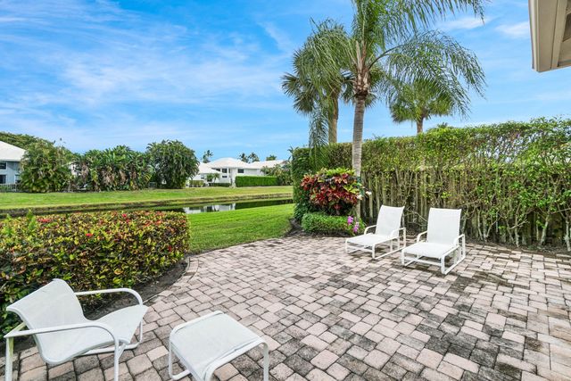 6237 San Michel Way, Delray Beach, FL 33484