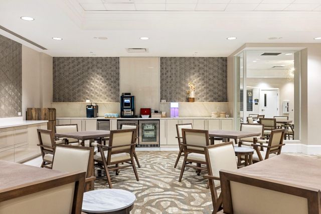 6237 San Michel Way, Delray Beach, FL 33484