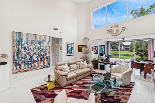 6237 San Michel Way, Delray Beach, FL 33484