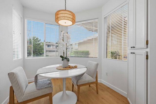 118 Farham, Folsom, CA 95630