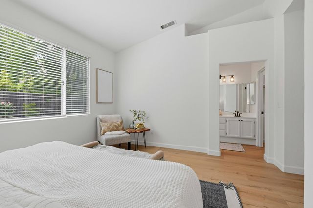 118 Farham, Folsom, CA 95630