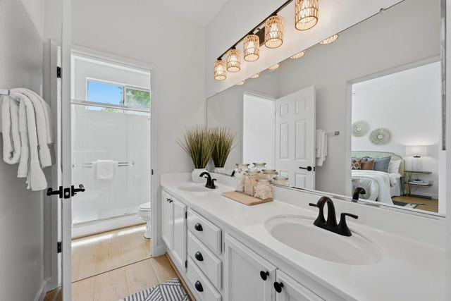 118 Farham, Folsom, CA 95630