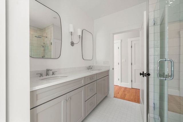 15 Oak Avenue, Bourne, MA 02534