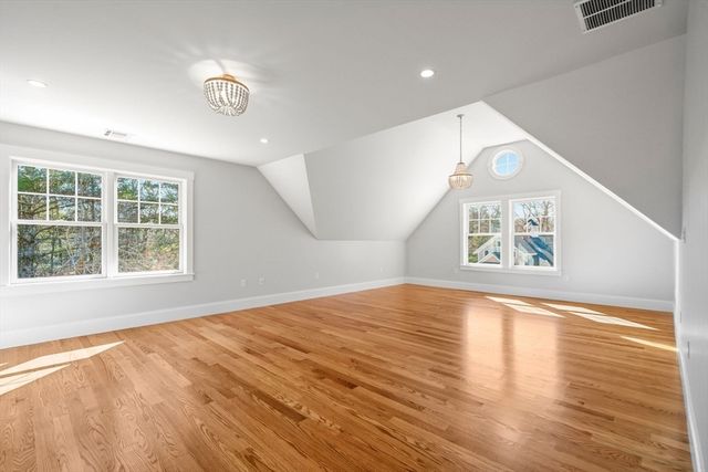 15 Oak Avenue, Bourne, MA 02534