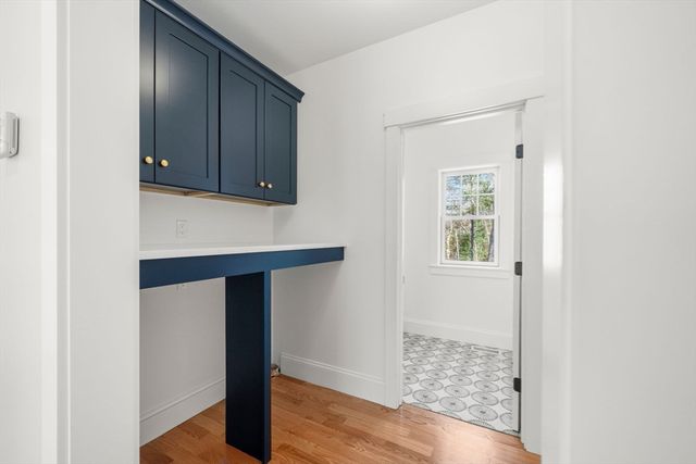 15 Oak Avenue, Bourne, MA 02534