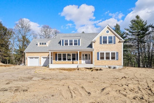 15 Oak Avenue, Bourne, MA 02534