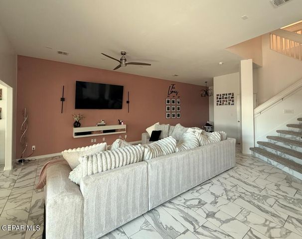 7816 ENCHANTED NEST Lane, El Paso, TX 79911