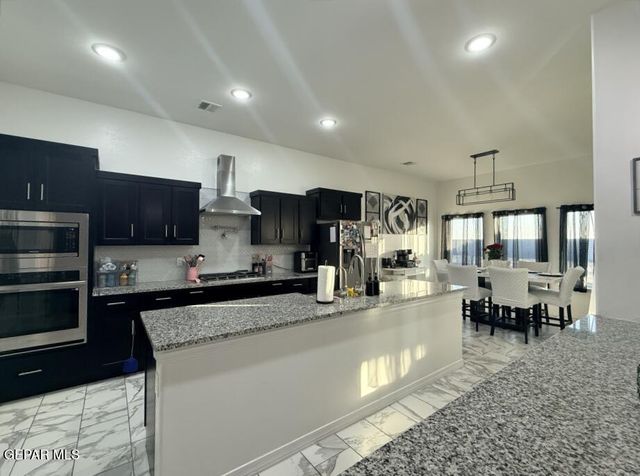 7816 ENCHANTED NEST Lane, El Paso, TX 79911