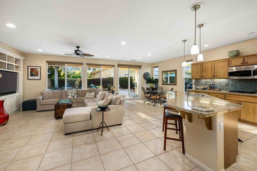 Image 10 of property listing at 61635 Tulare Lane, La Quinta, CA 92253