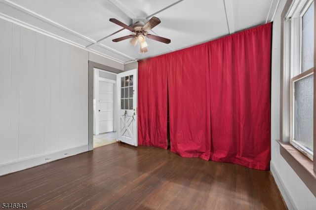 7 New St, Washington Boro, NJ 07882