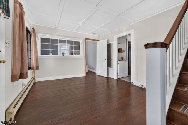 7 New St, Washington Boro, NJ 07882