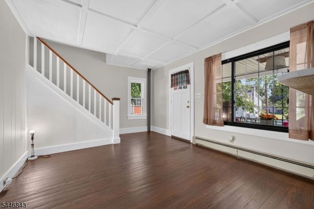 7 New St, Washington Boro, NJ 07882