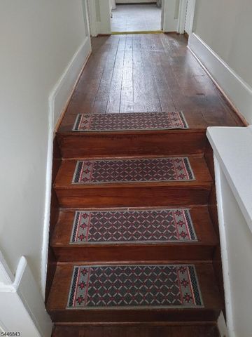 7 New St, Washington Boro, NJ 07882