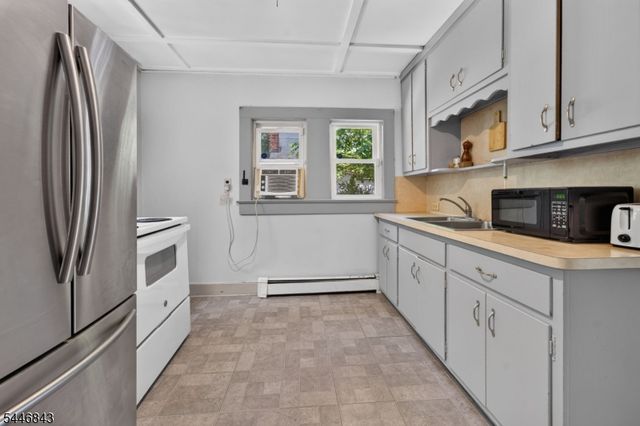 7 New St, Washington Boro, NJ 07882