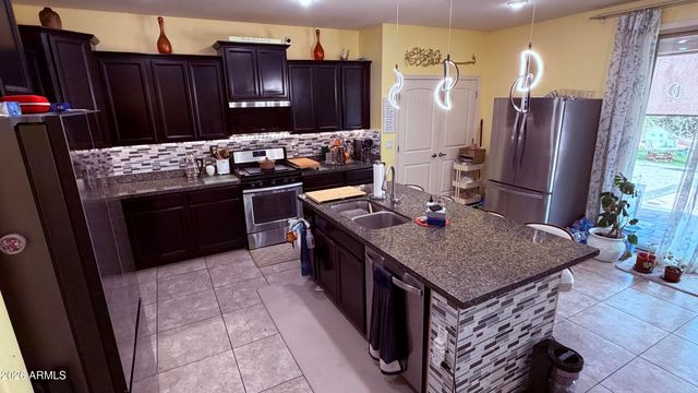 7819 S 41ST Drive, Laveen, AZ 85339