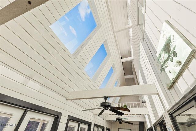 281 Sugar Hollow Trail, Piney Flats, TN 37686