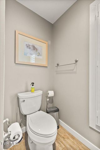 281 Sugar Hollow Trail, Piney Flats, TN 37686