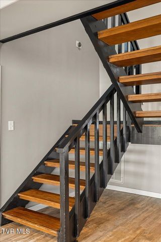 281 Sugar Hollow Trail, Piney Flats, TN 37686