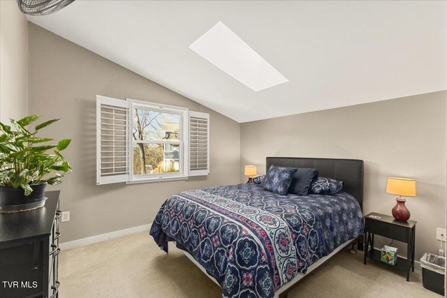 281 Sugar Hollow Trail, Piney Flats, TN 37686