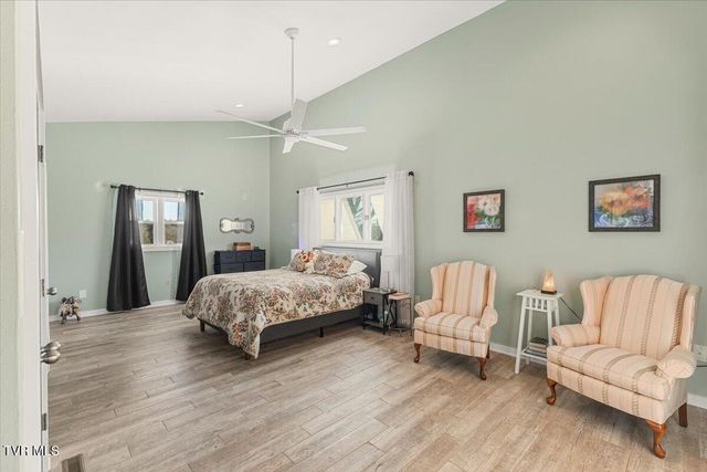 281 Sugar Hollow Trail, Piney Flats, TN 37686