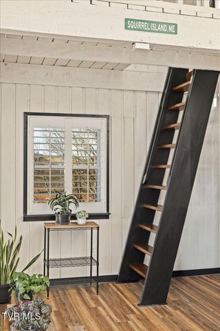 281 Sugar Hollow Trail, Piney Flats, TN 37686