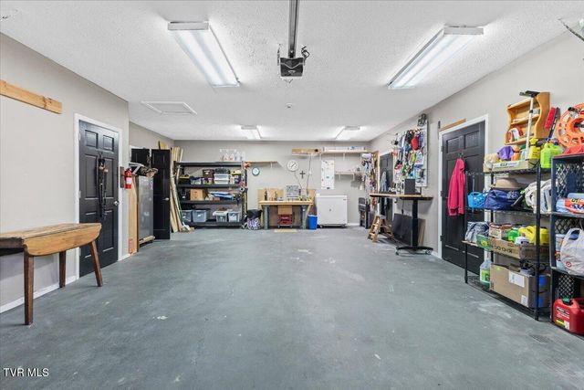 281 Sugar Hollow Trail, Piney Flats, TN 37686