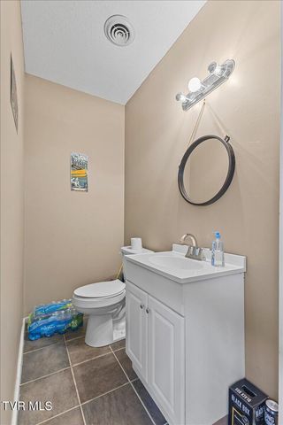 281 Sugar Hollow Trail, Piney Flats, TN 37686