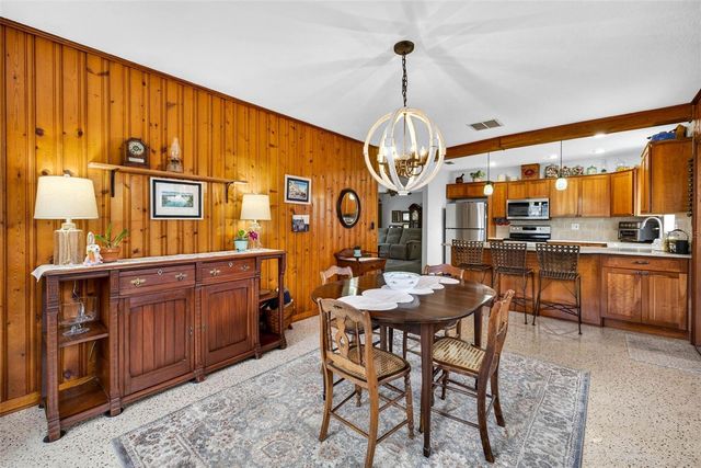 212 S LOCKMOOR AVENUE, Temple Terrace, FL 33617