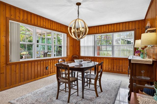 212 S LOCKMOOR AVENUE, Temple Terrace, FL 33617