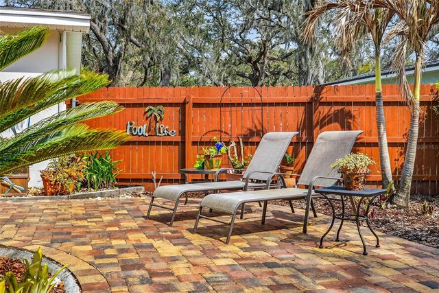 212 S LOCKMOOR AVENUE, Temple Terrace, FL 33617