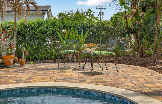 212 S LOCKMOOR AVENUE, Temple Terrace, FL 33617