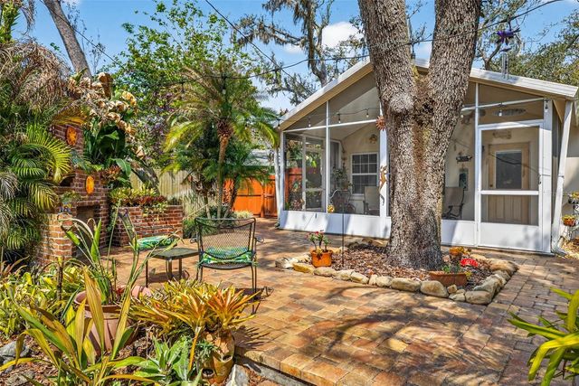 212 S LOCKMOOR AVENUE, Temple Terrace, FL 33617